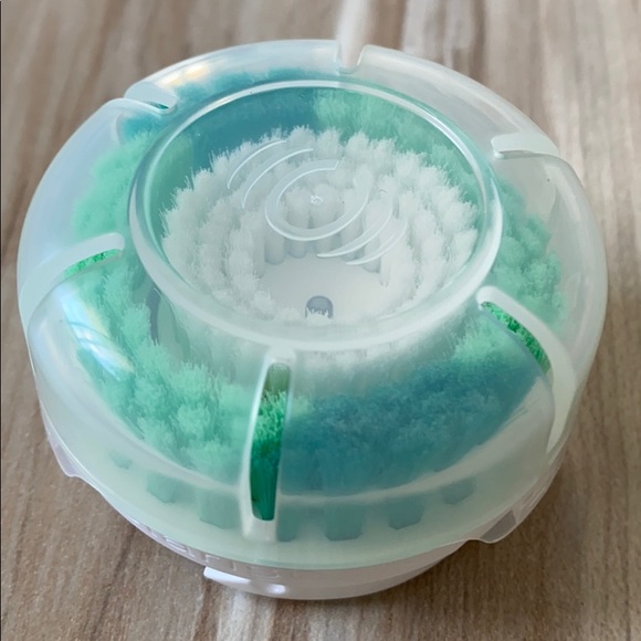 ❤️ Clarisonic Anti-Blemish Cleansing Brush Head 2-pack Bundle New in Box - Picture 5 of 10